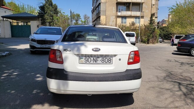 Kia Rio 2008, 240,000 km - 1.4 l - Bakı