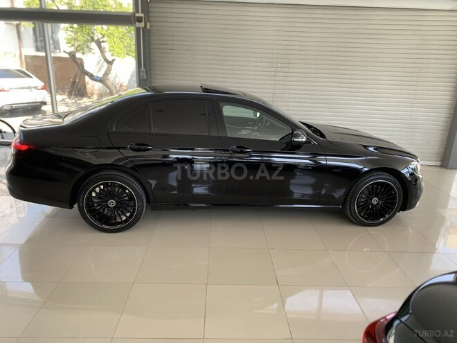 Mercedes E 300 de-16