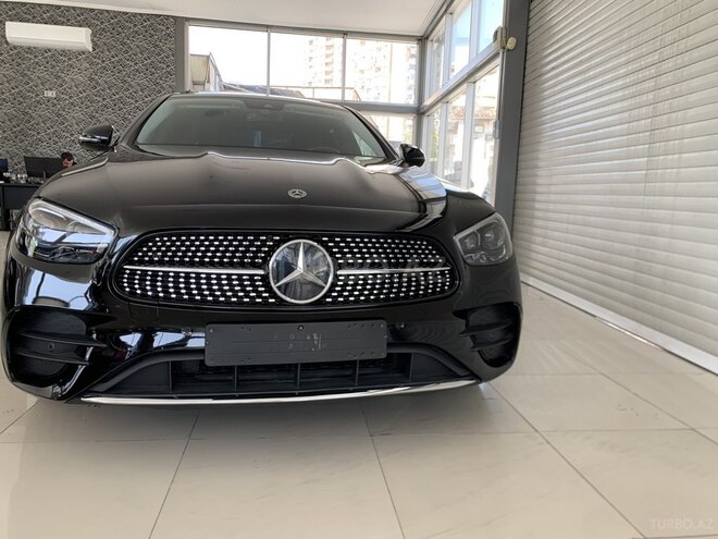 Mercedes E 300 de-2