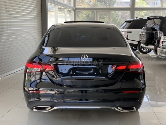Mercedes E 300 de-9