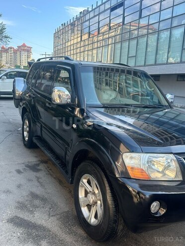 Mitsubishi Pajero 2006, 241,000 km - 3.0 l - Bakı