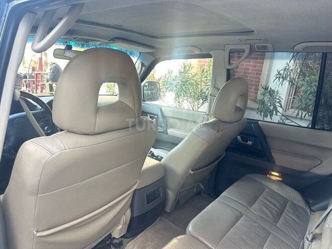 Mitsubishi Pajero 2006, 241,000 km - 3.0 l - Bakı