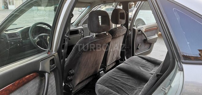 Opel Vectra 1993, 234,000 km - 2.0 l - Sumqayıt