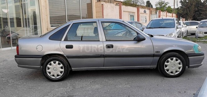 Opel Vectra 1993, 234,000 km - 2.0 l - Sumqayıt