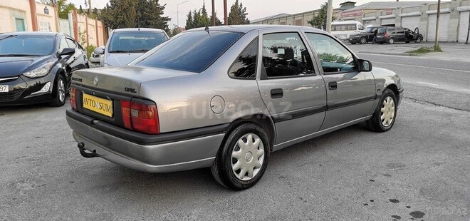 Opel Vectra 1993, 234,000 km - 2.0 l - Sumqayıt