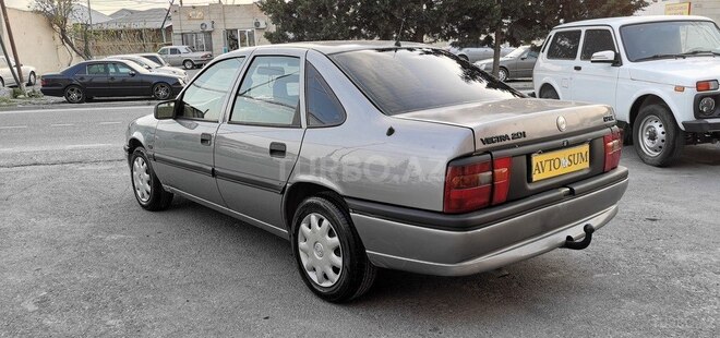 Opel Vectra 1993, 234,000 km - 2.0 l - Sumqayıt