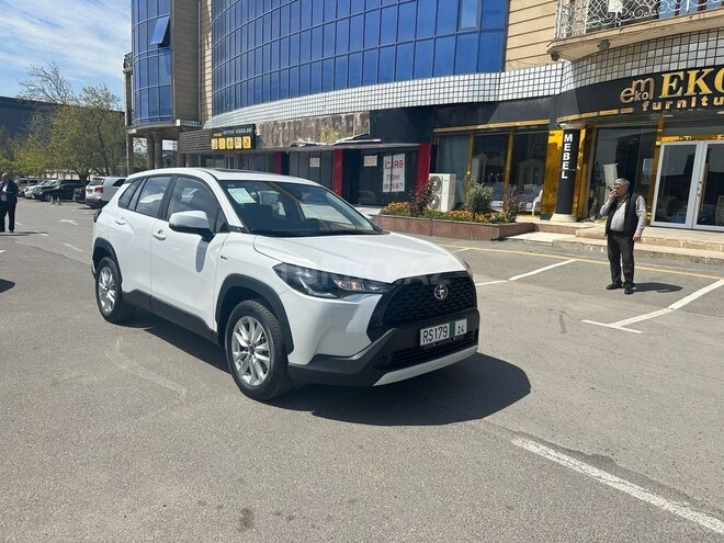 Toyota Corolla Cross 2024, 0 km - 2.0 л - Bakı