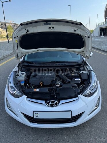 Hyundai Avante 2015, 174,800 km - 1.6 l - Bakı