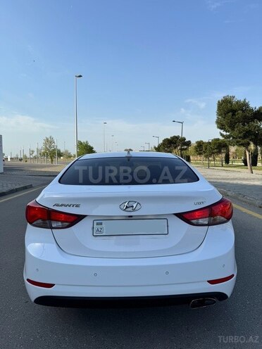 Hyundai Avante 2015, 174,800 km - 1.6 l - Bakı