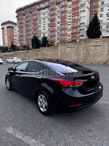 Hyundai Avante 2015, 227,000 km - 1.6 l - Bakı