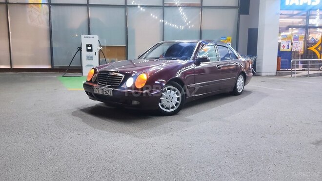 Mercedes E 220 d 2000, 378,000 km - 2.2 л - Bakı