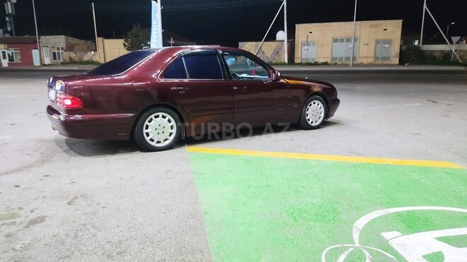 Mercedes E 220 d 2000, 378,000 km - 2.2 л - Bakı