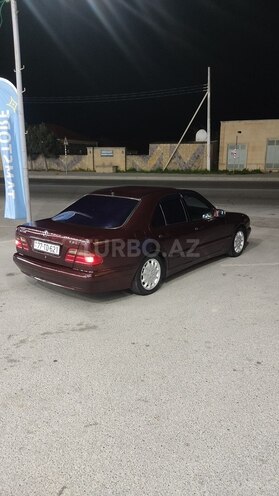 Mercedes E 220 d 2000, 378,000 km - 2.2 л - Bakı