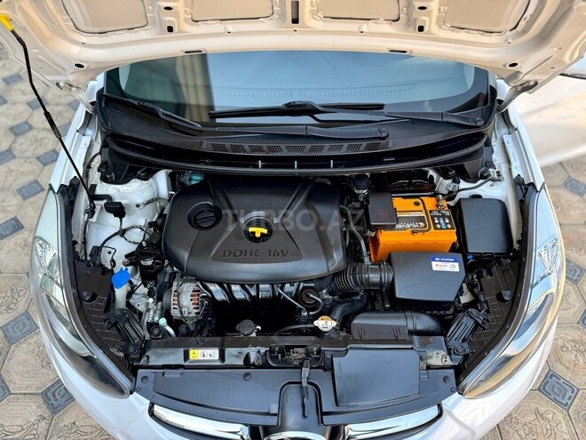 Hyundai Elantra 2013, 215,000 km - 1.8 l - Gəncə