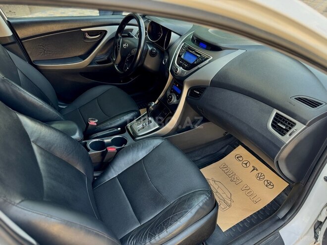 Hyundai Elantra 2013, 215,000 km - 1.8 l - Gəncə