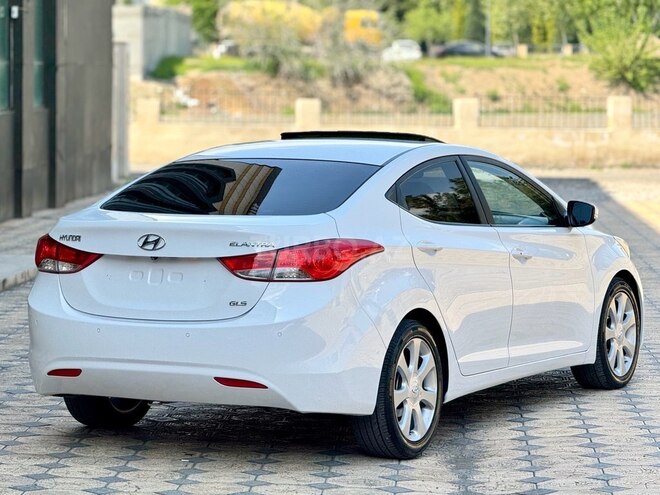 Hyundai Elantra 2013, 215,000 km - 1.8 l - Gəncə