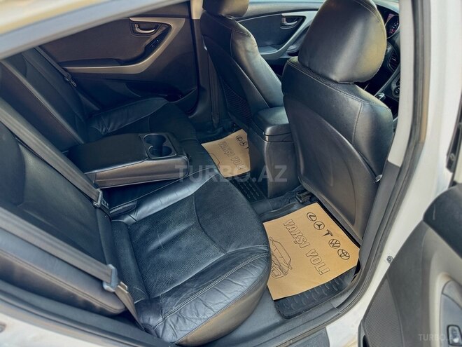 Hyundai Elantra 2013, 215,000 km - 1.8 l - Gəncə