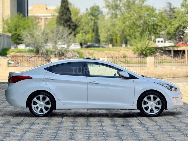 Hyundai Elantra 2013, 215,000 km - 1.8 l - Gəncə