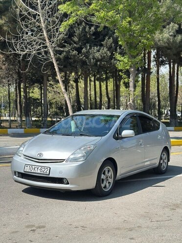Toyota Prius-1
