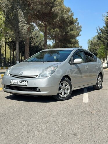 Toyota Prius-3