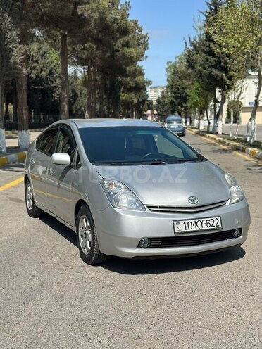Toyota Prius-2