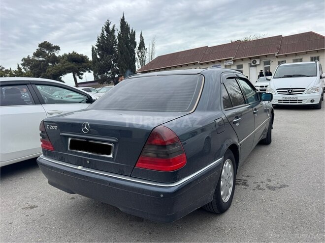 Mercedes C 200 1999, 333,000 km - 2.0 l - Bakı