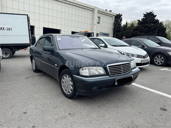 Mercedes C 200 1999, 333,000 km - 2.0 l - Bakı