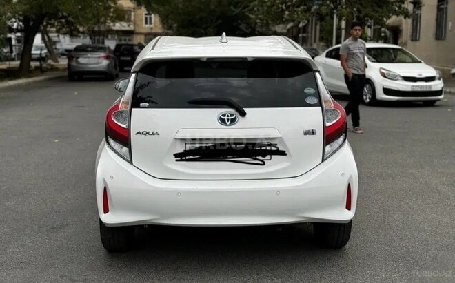 Toyota Aqua 2020, 23,000 km - 1.5 l - Bakı
