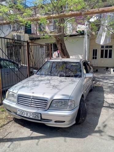 Mercedes C 220 d 2000, 312,000 km - 2.2 l - Bakı