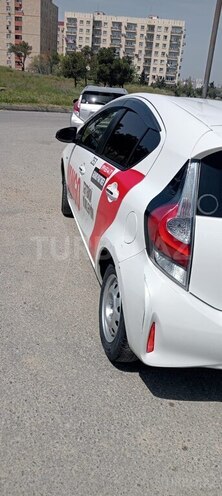 Toyota Aqua 2017, 147,600 km - 1.5 l - Bakı