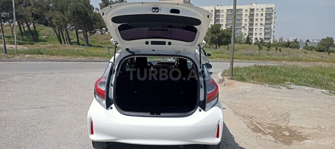 Toyota Aqua 2017, 147,600 km - 1.5 l - Bakı