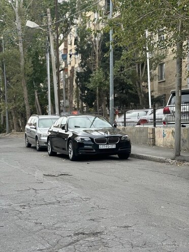 BMW 528 2014, 250,000 km - 2.0 l - Bakı