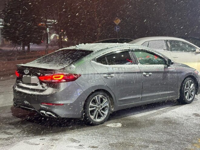 Hyundai Elantra 2016, 227,144 km - 2.0 л - Bakı