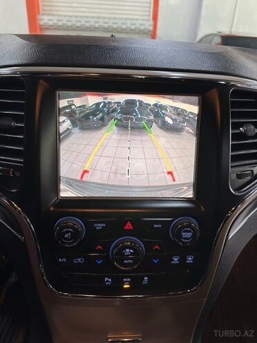 Jeep Grand Cherokee-21