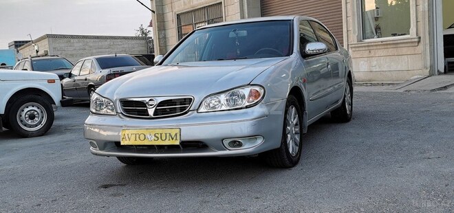 Nissan Maxima-6