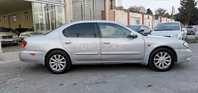 Nissan Maxima-4