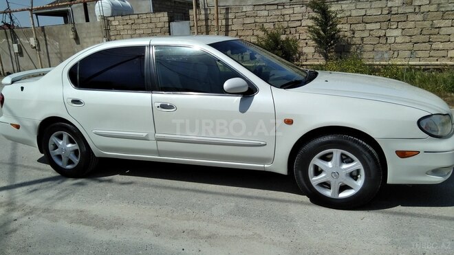 Nissan Maxima-3