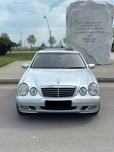 Mercedes E 270 2001, 321,000 km - 2.7 l - Bakı