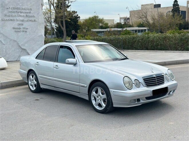 Mercedes E 270 2001, 321,000 km - 2.7 l - Bakı