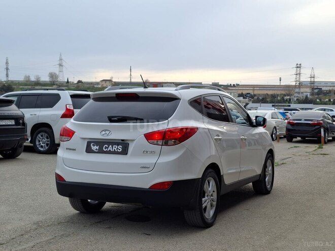 Hyundai ix35 2013, 86,000 km - 2.0 l - Bakı