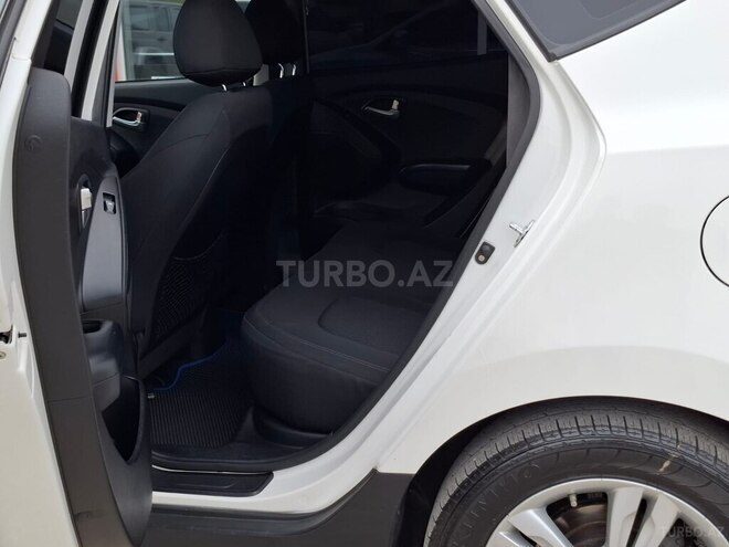Hyundai ix35 2013, 86,000 km - 2.0 l - Bakı