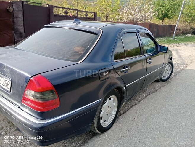 Mercedes C 200 1995, 235,326 km - 2.0 l - Quba