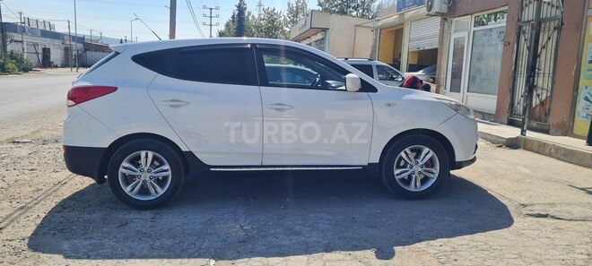 Hyundai ix35 2011, 285,000 km - 2.4 l - Bakı