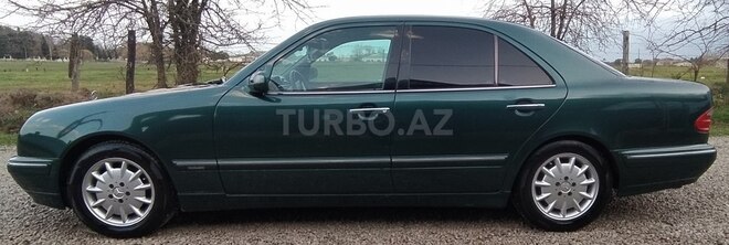 Mercedes E 280 1999, 310,000 km - 2.8 l - Cəlilabad