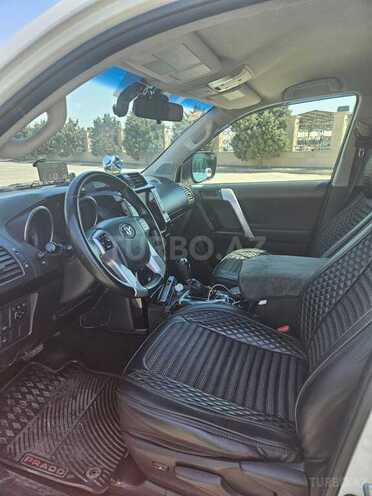 Toyota Land Cruiser Prado-10