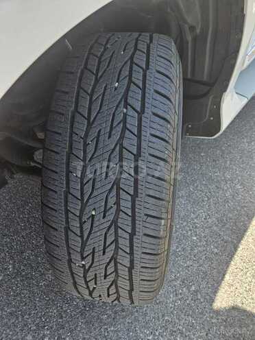 Toyota Land Cruiser Prado-4