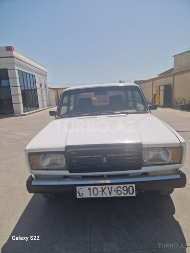 LADA (VAZ) 2107-1