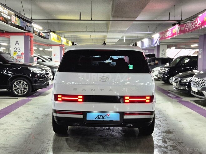 Hyundai Santa Fe-4