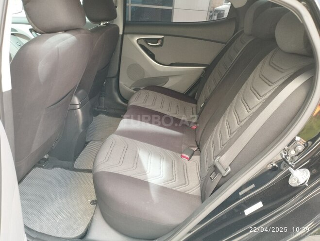 Hyundai Elantra 2015, 33,548 km - 1.8 l - Bakı