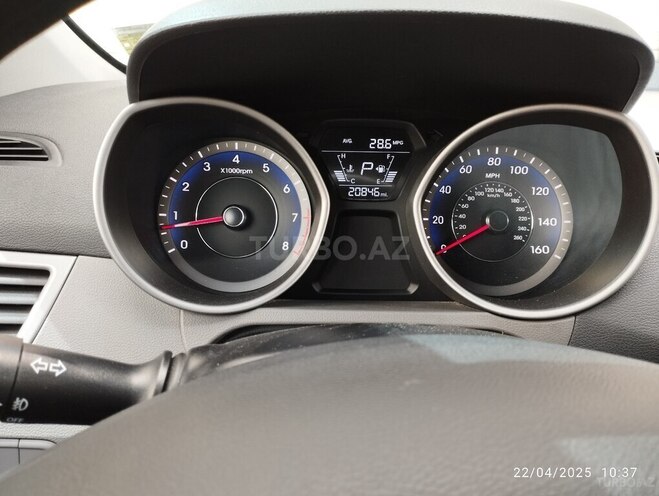 Hyundai Elantra 2015, 33,548 km - 1.8 l - Bakı